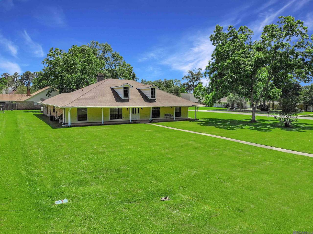 16314 Coliseum Ave - Photo 1