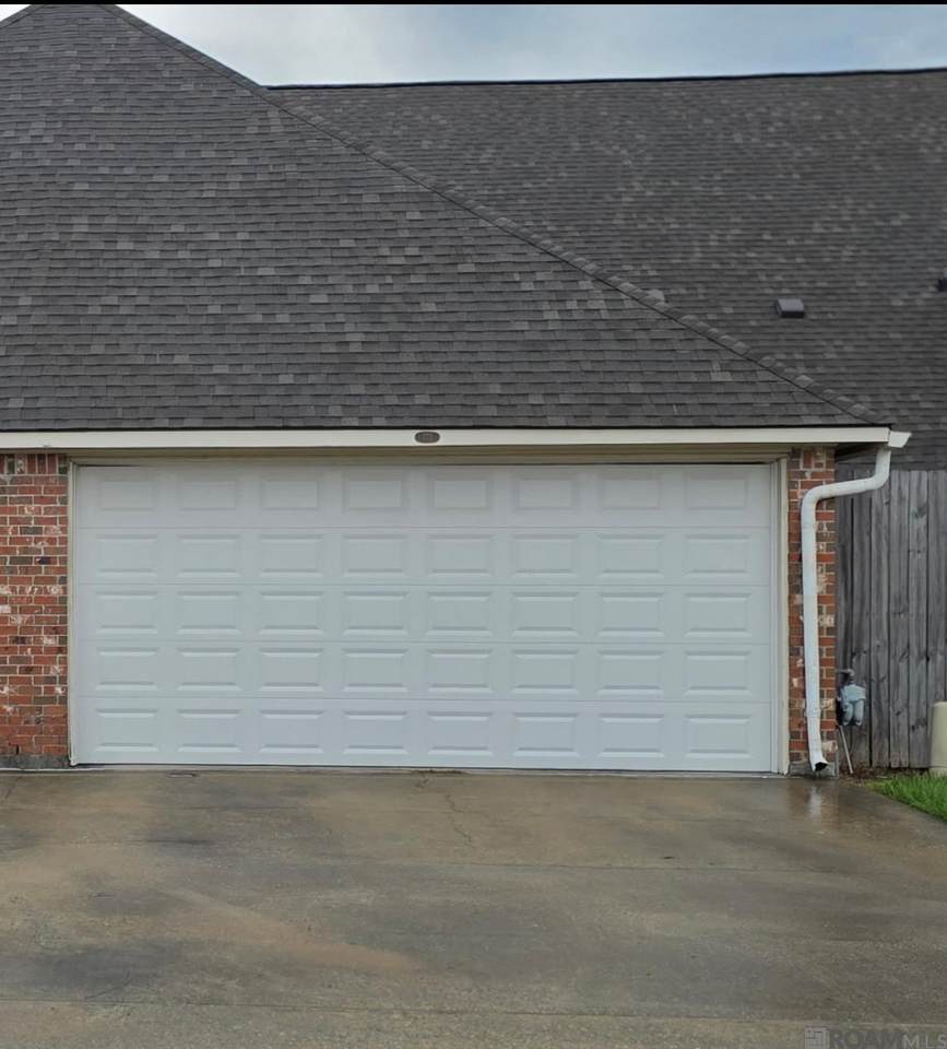 373 River Mill Dr - Photo 1