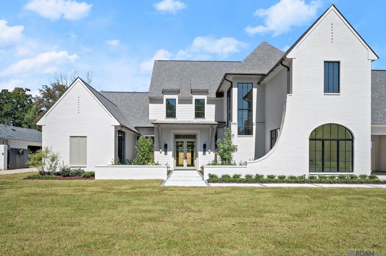 4425 Woodside Dr - Photo 1