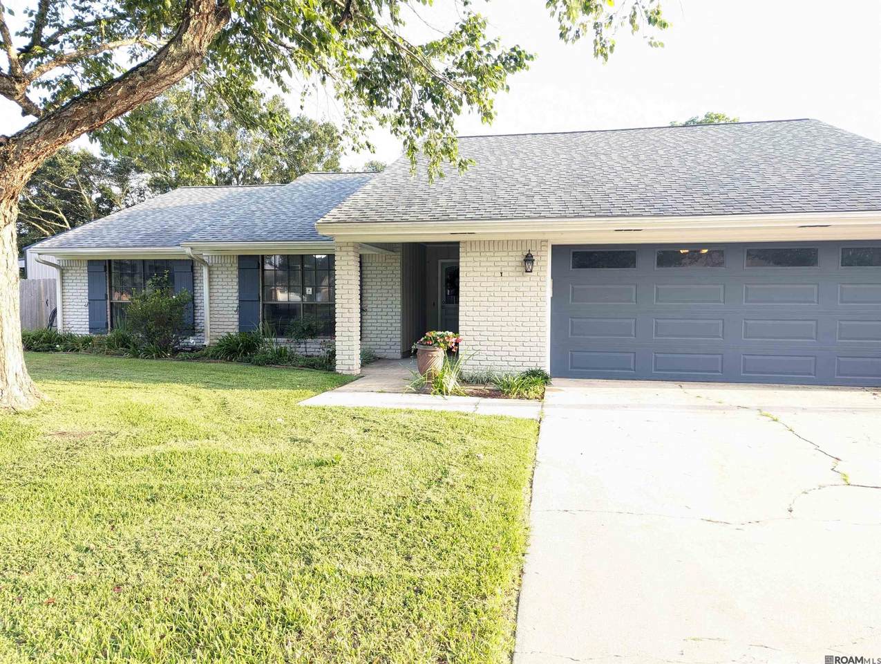 117 Belle Grove Blvd - Photo 1