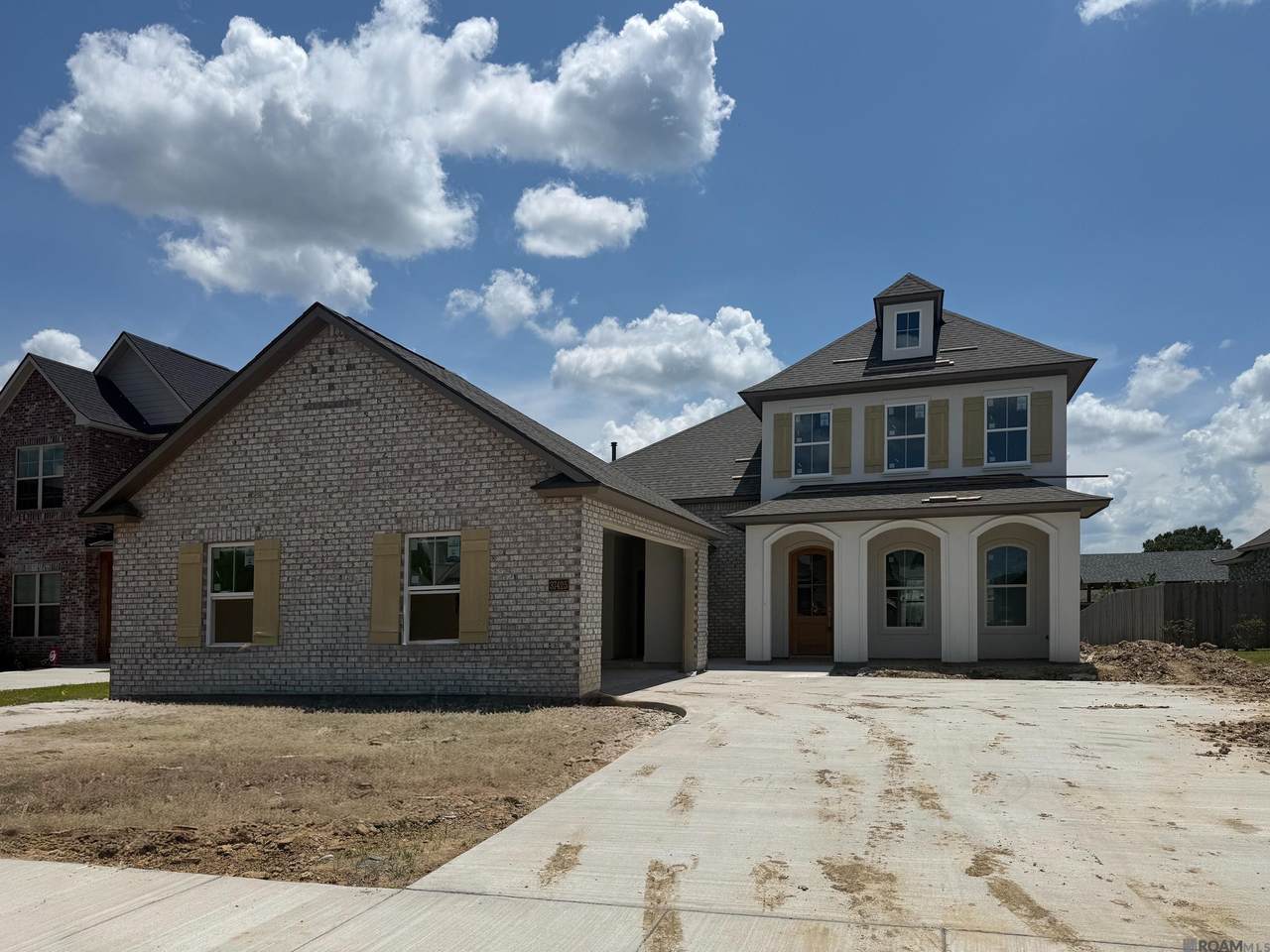37425 Hereford Street - Photo 1