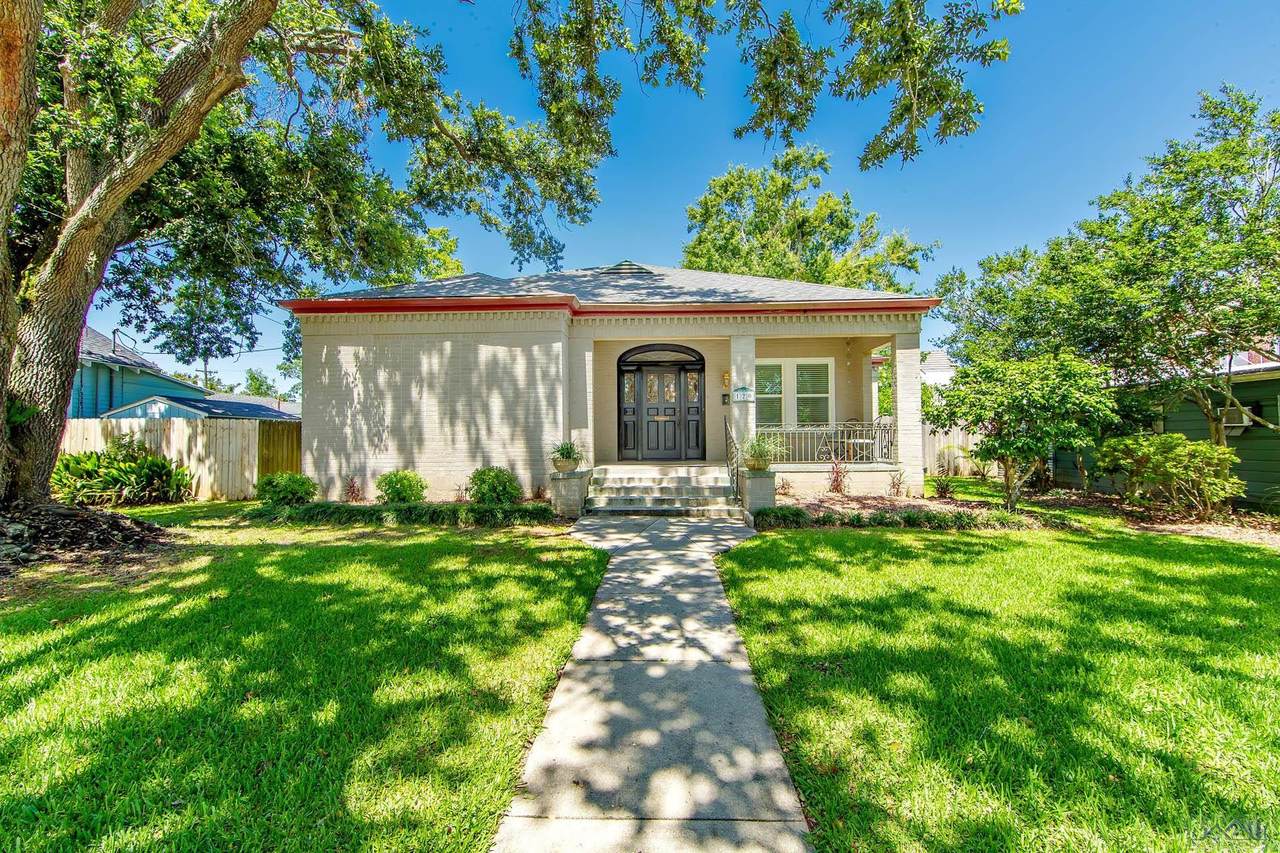 120 Levron Street - Photo 1