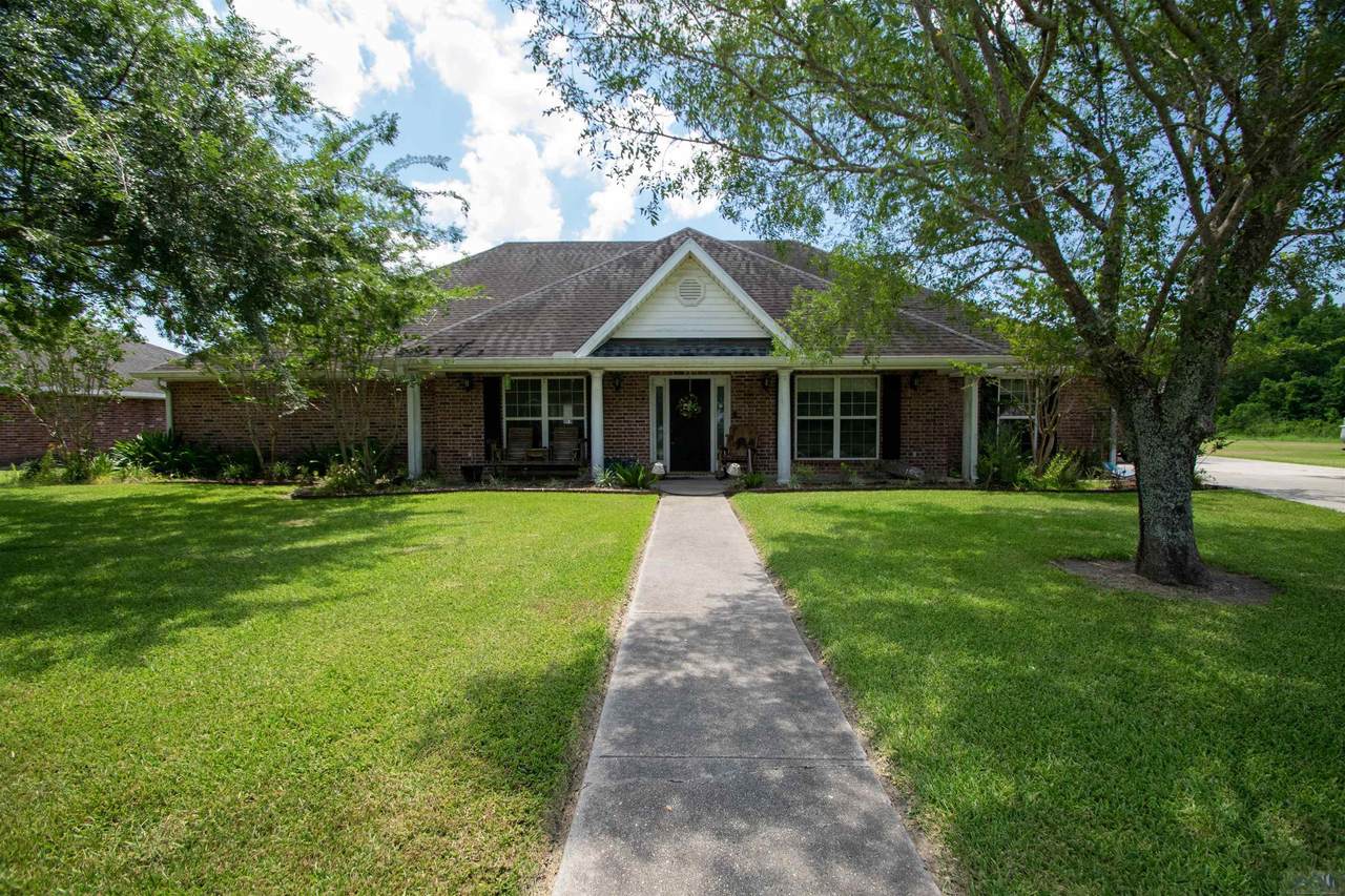 221 Enterprise Ave - Photo 1