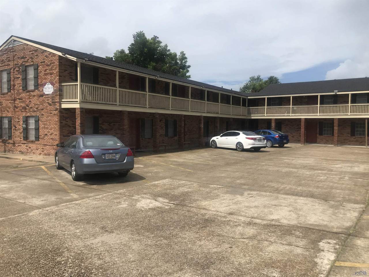 618 Church St - Photo 1