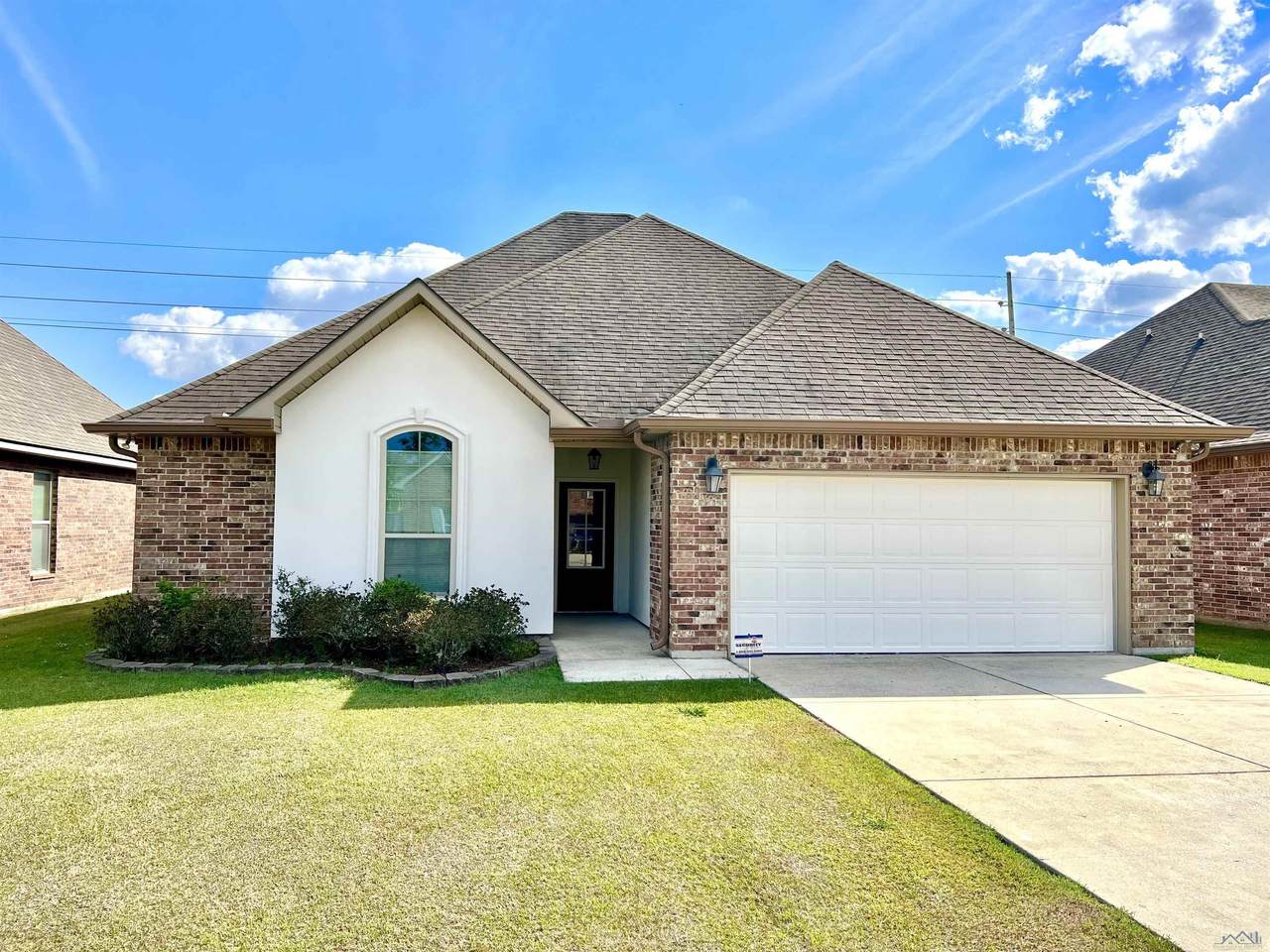 448 Christopher Dr - Photo 1
