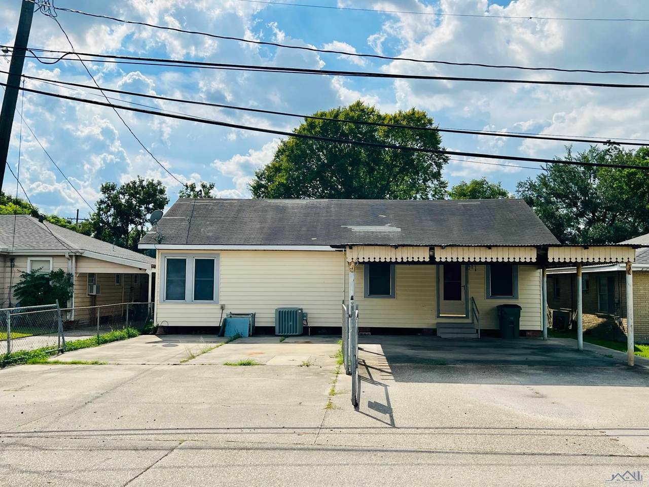 205 Aycock Street - Photo 1