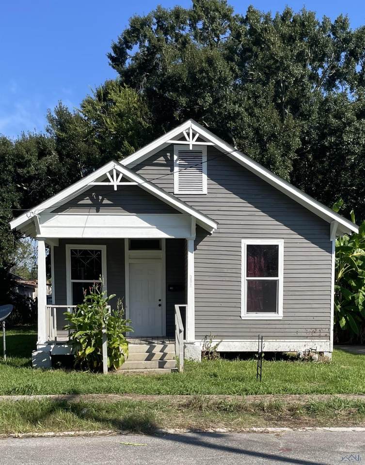 301 Terrebonne St - Photo 1