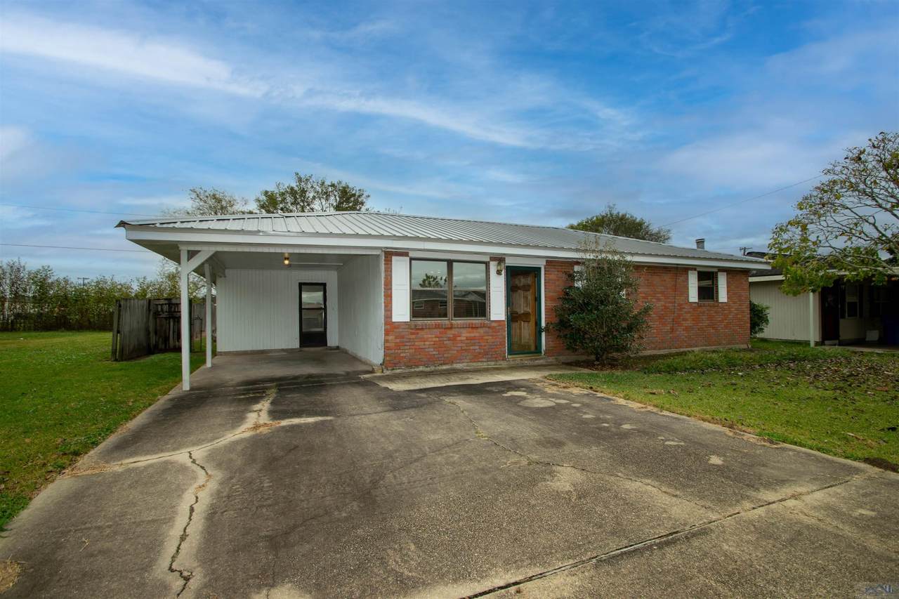 1240 Columbus Ave - Photo 1