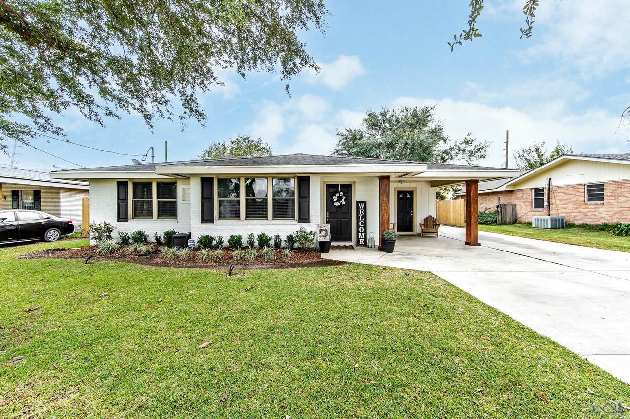 412 Highland Dr - Photo 1