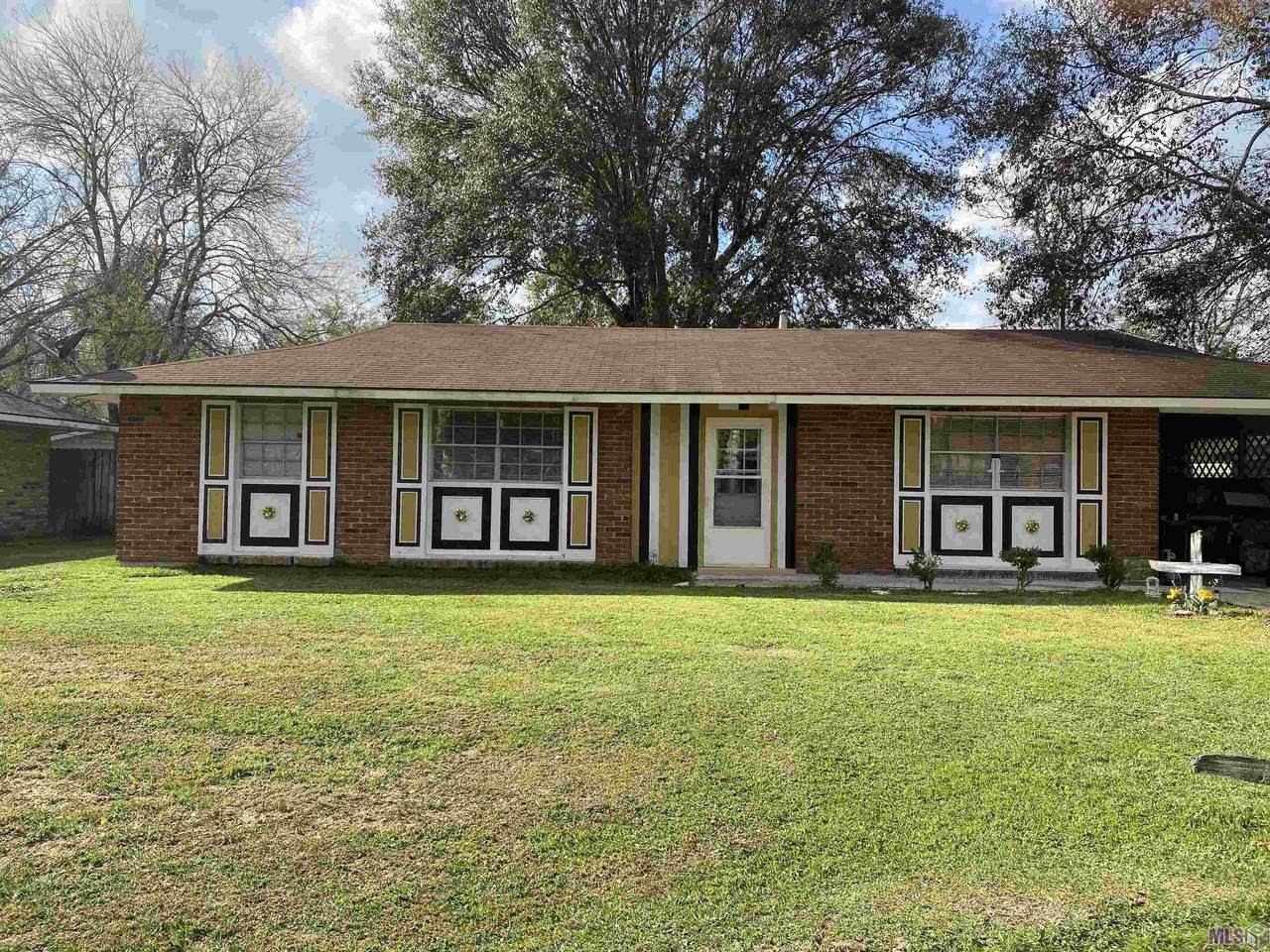 3325 Crestaire Dr - Photo 1
