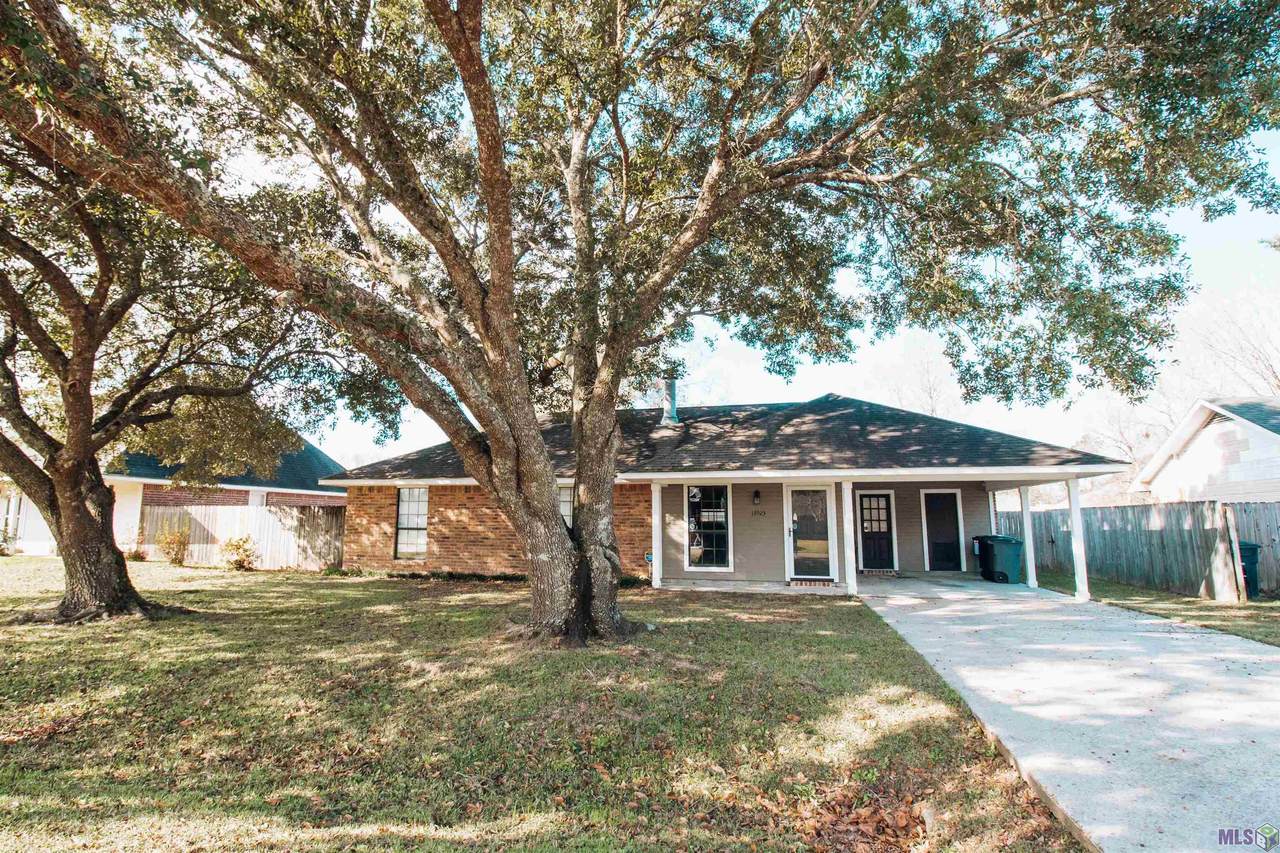 13923 Oak Tree Dr - Photo 1