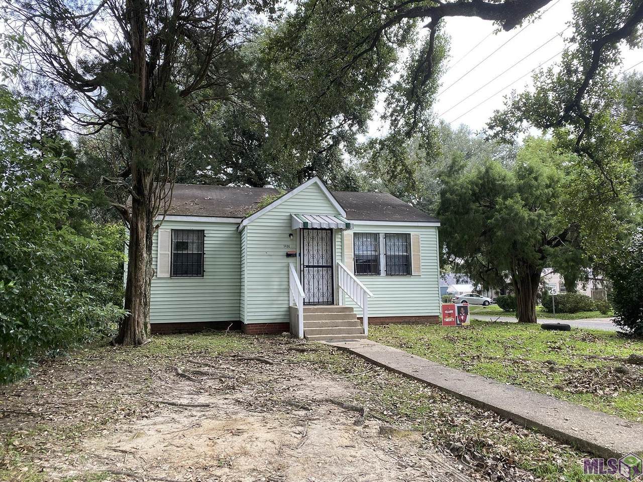 1606 17TH ST - Photo 1