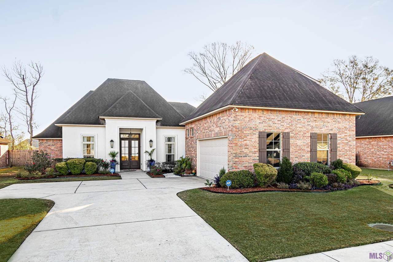 10145 Montrachet Dr - Photo 1