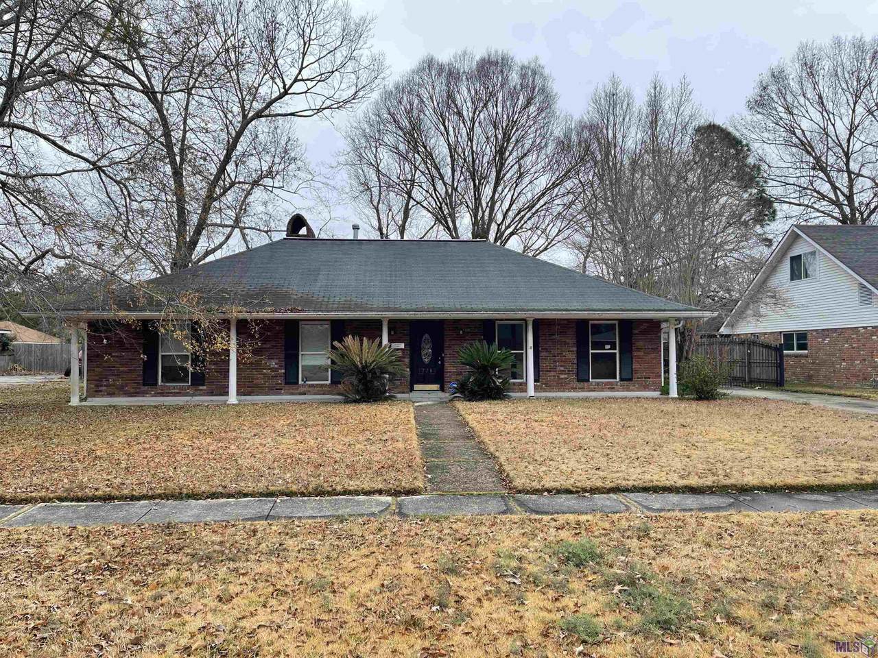 12281 Warwick Ave - Photo 1