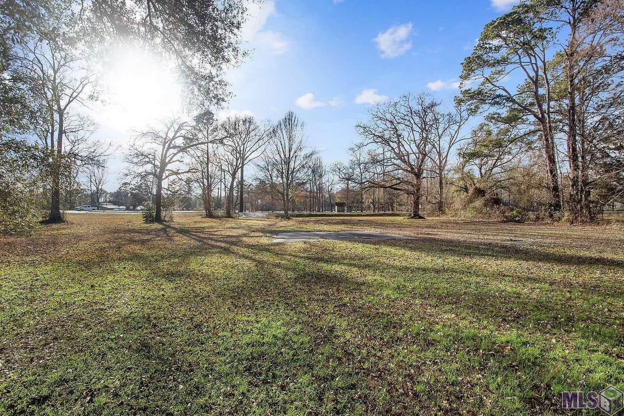 12621 Gurney Rd - Photo 1