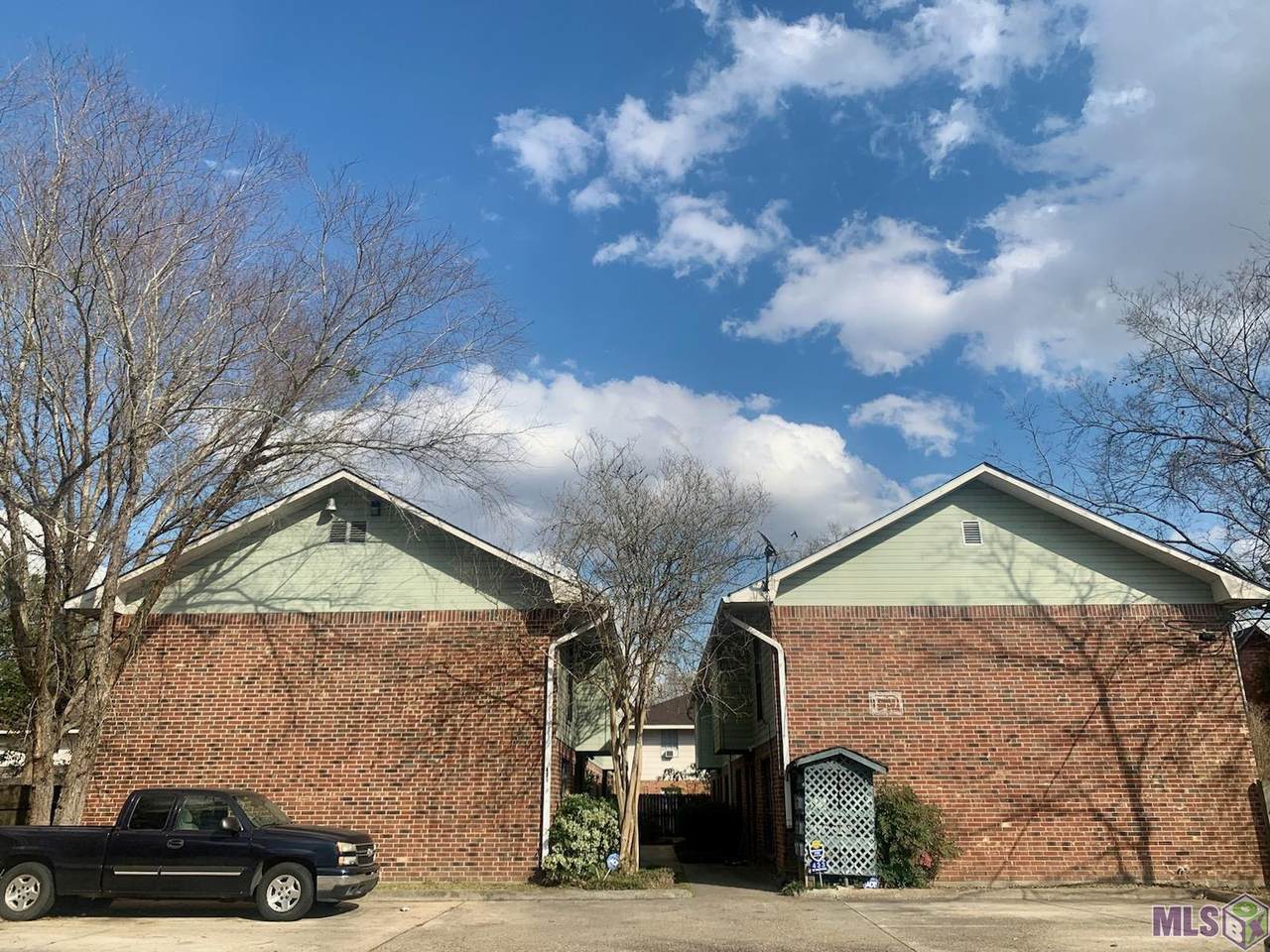 431 & 433 West Dr - Photo 1