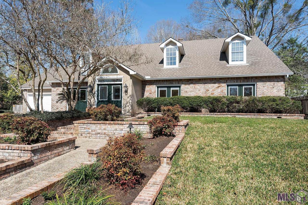 1758 Applewood Rd - Photo 1