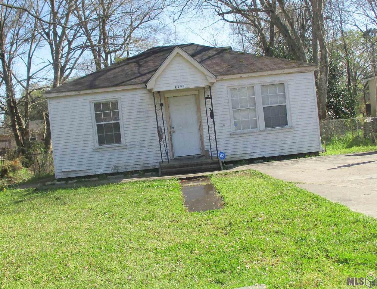 5382 Frey St - Photo 1