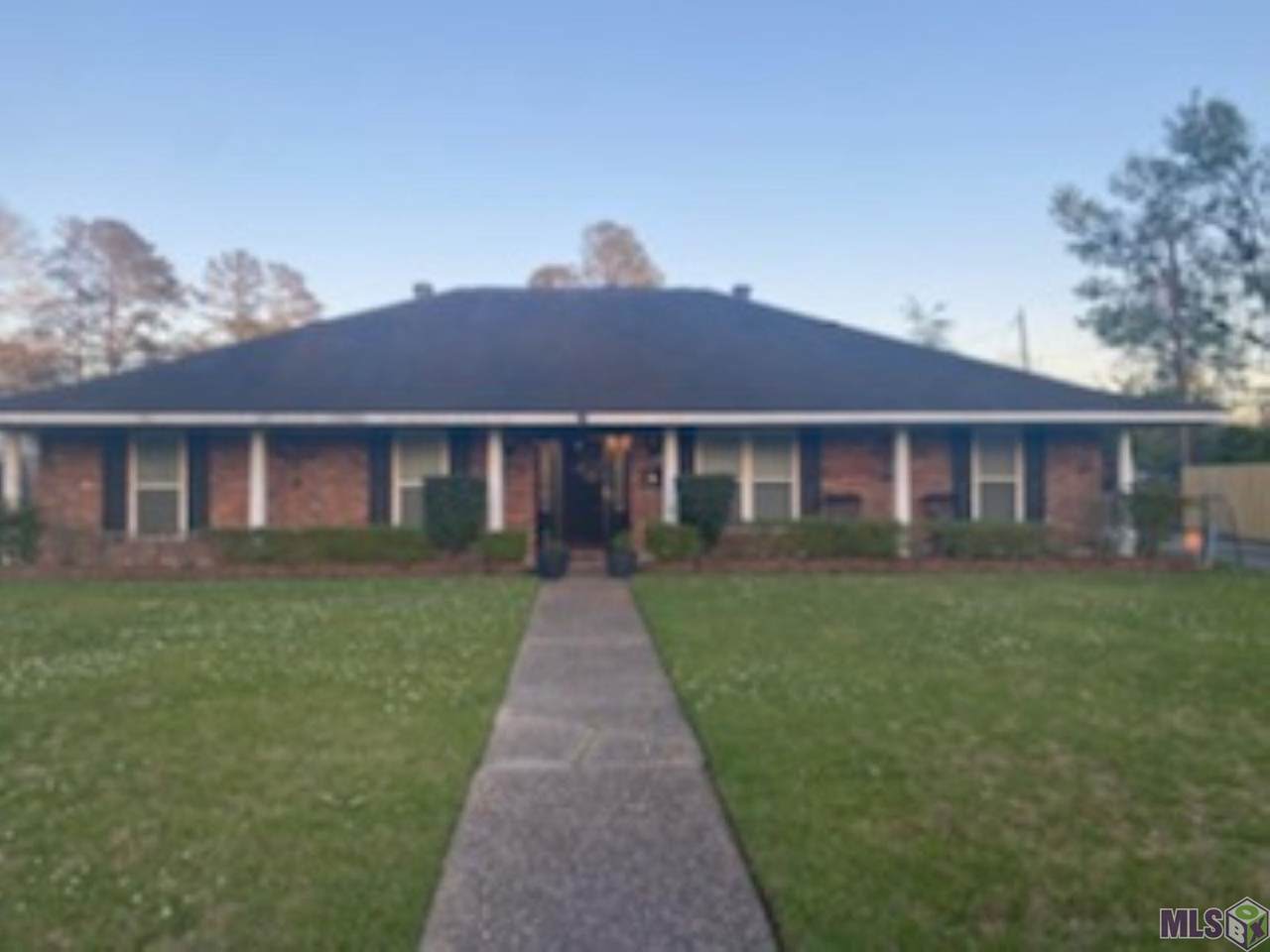 1391 Braeburn Dr - Photo 1