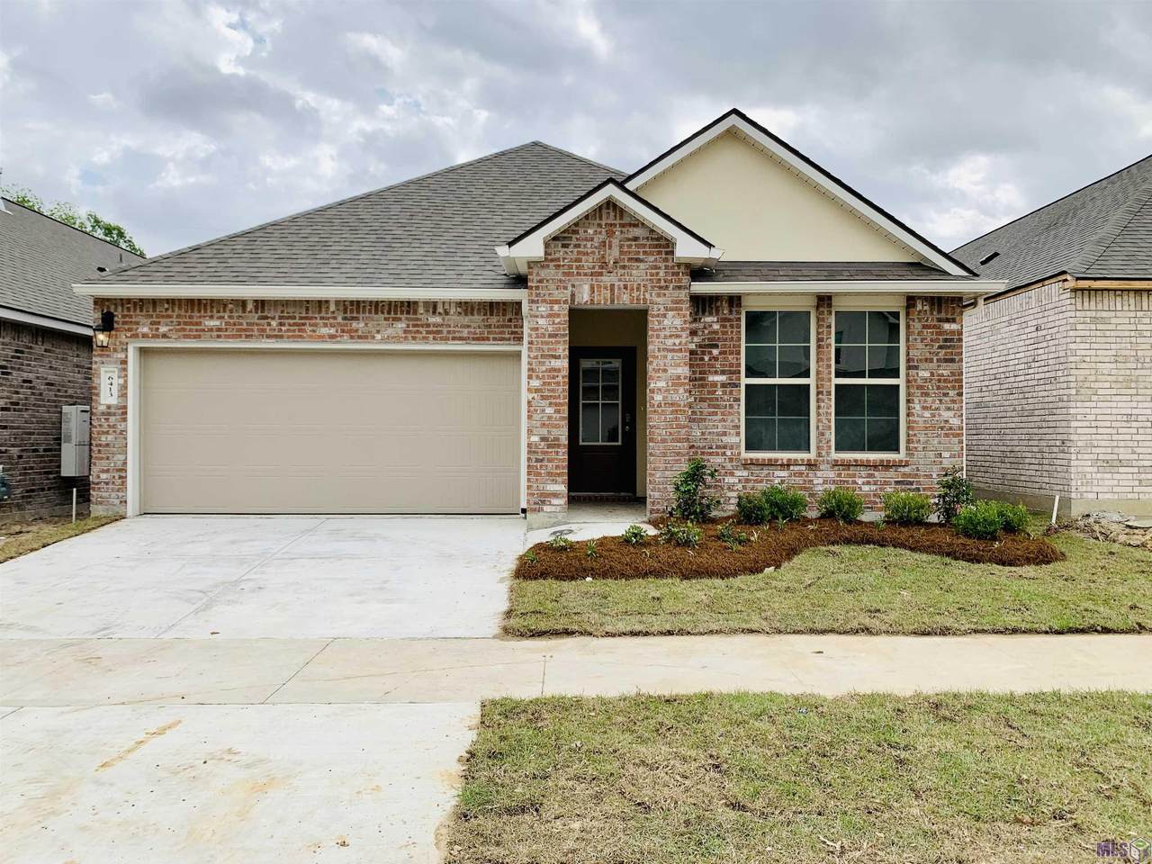 6437 Tiger Pointe Dr - Photo 1