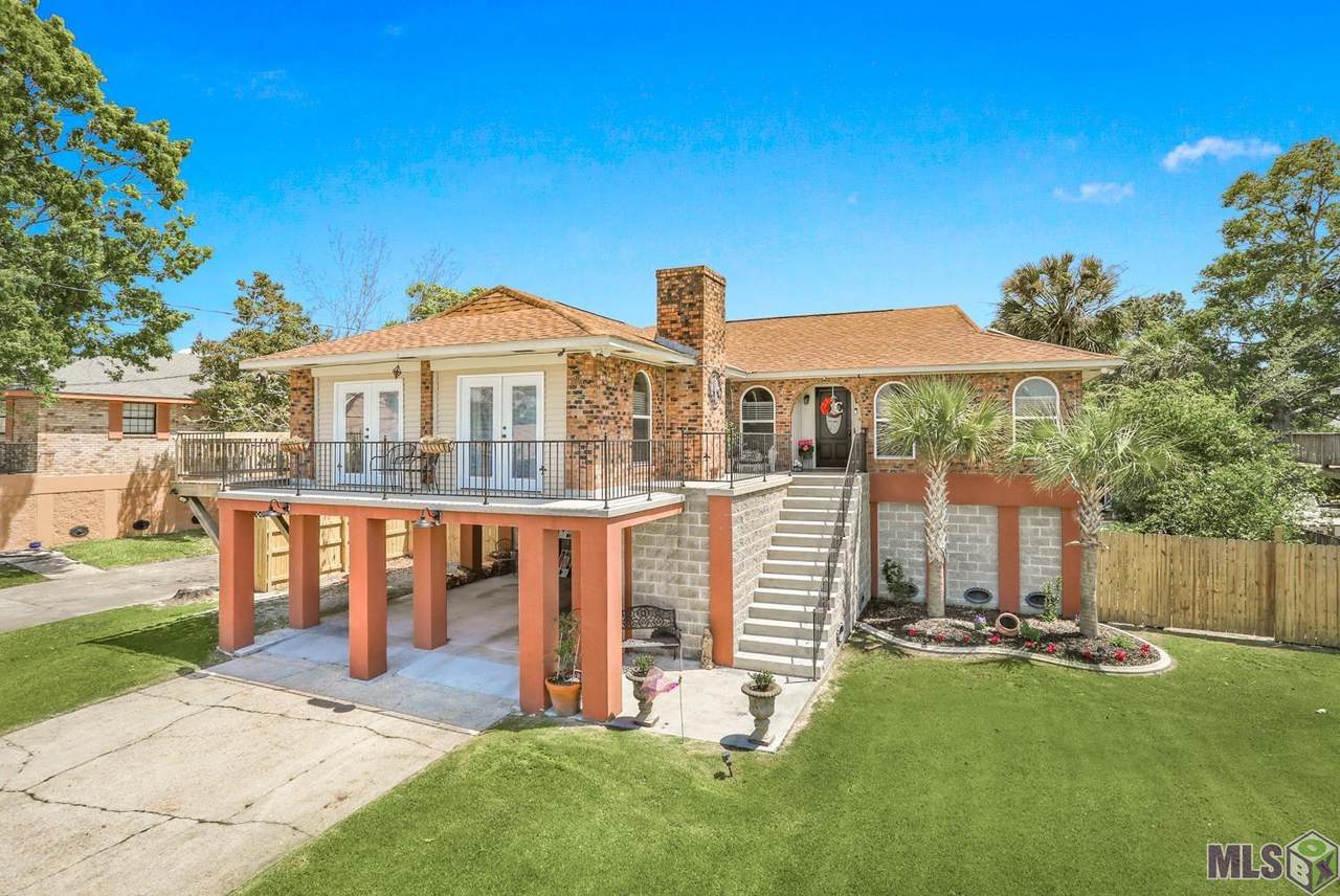 3070 Palm Dr - Photo 1