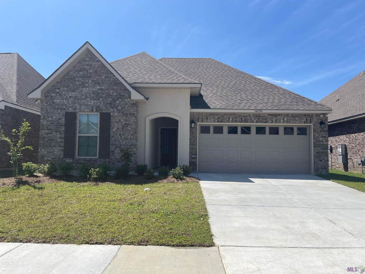16034 Summer Gardens Ave - Photo 1