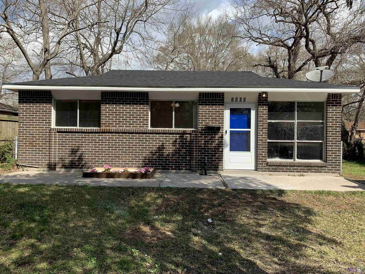 7405 Richey Dr - Photo 1