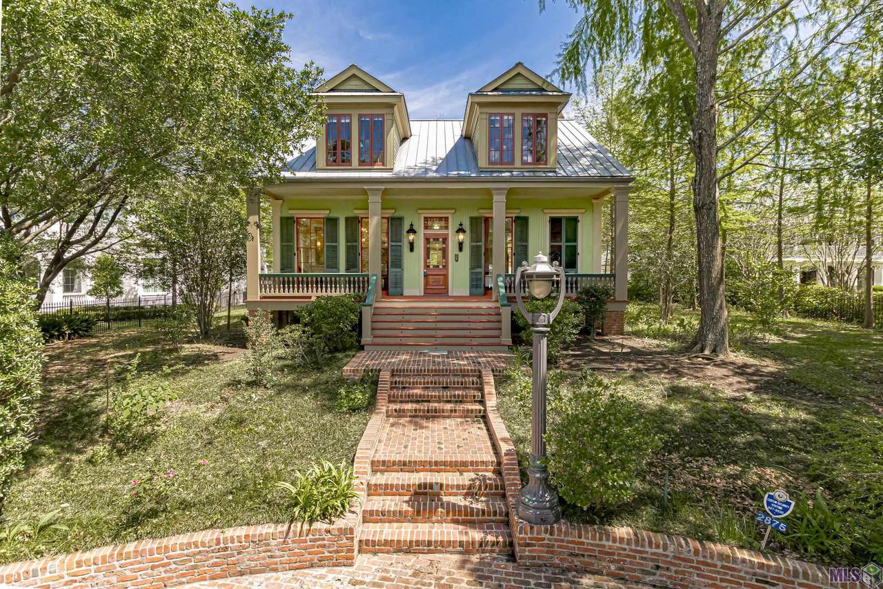 2875 Lakeshore Dr - Photo 1