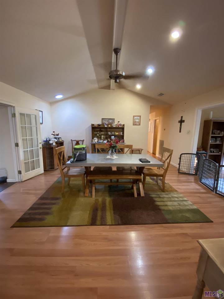 12750 Coursey Bl - Photo 1