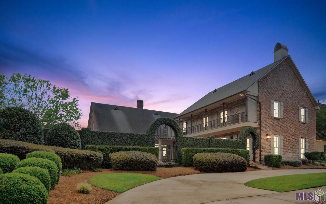 16014 Pine Shadows Ave - Photo 1