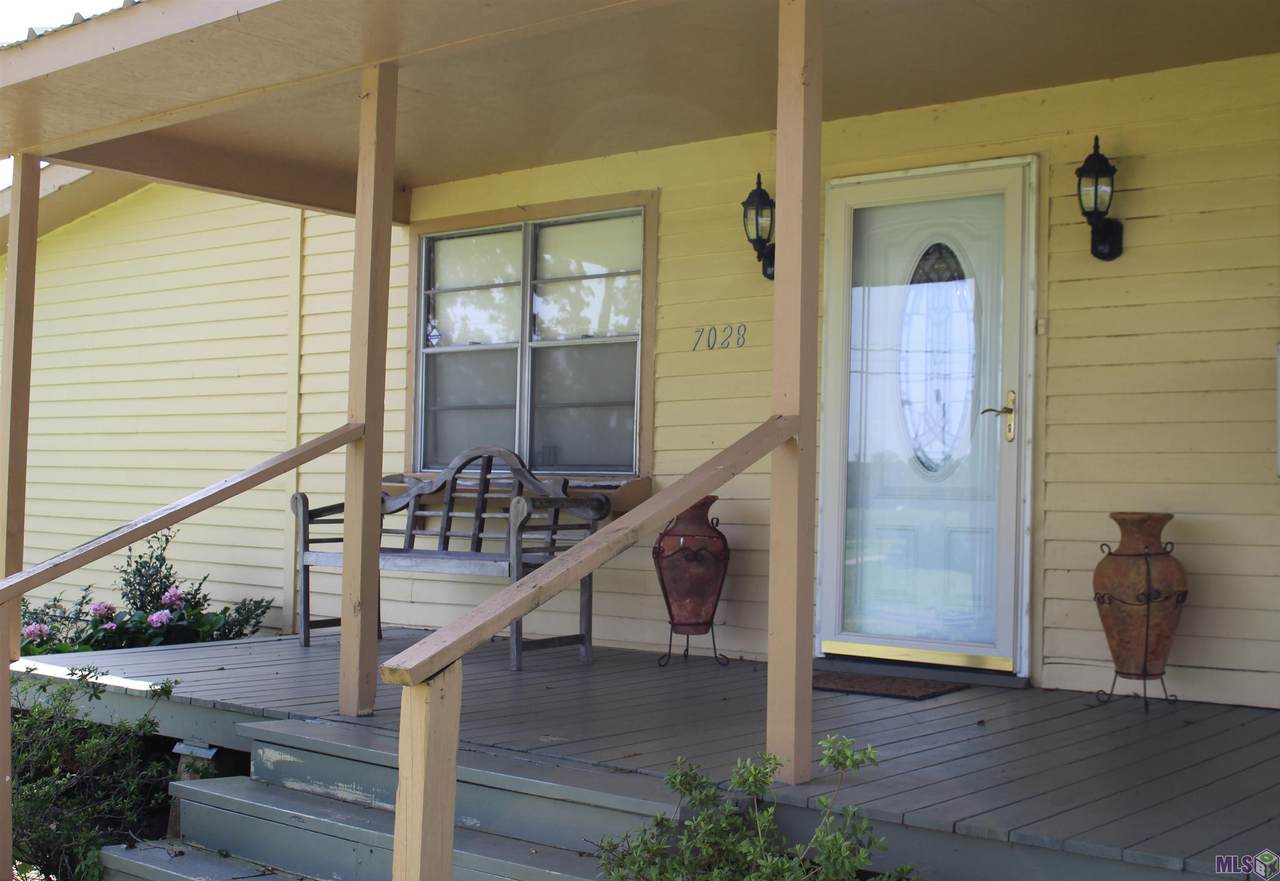 7028 Mitchell Ln - Photo 1