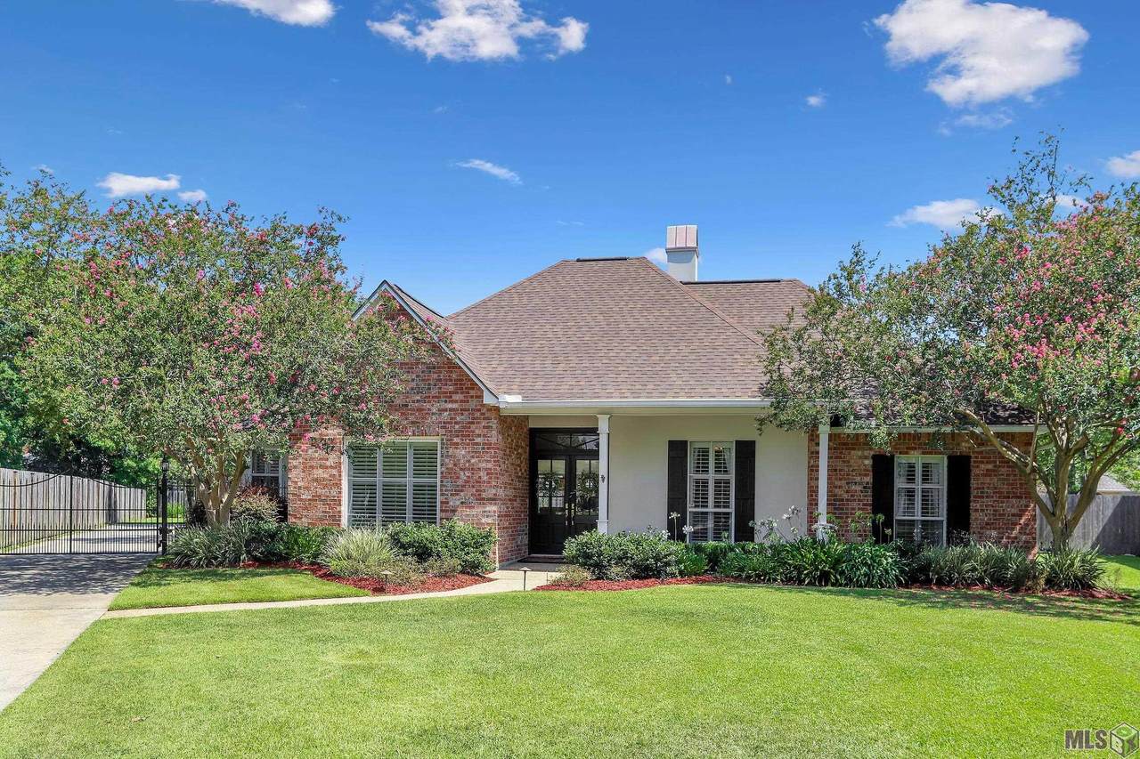 10913 Classique Dr - Photo 1
