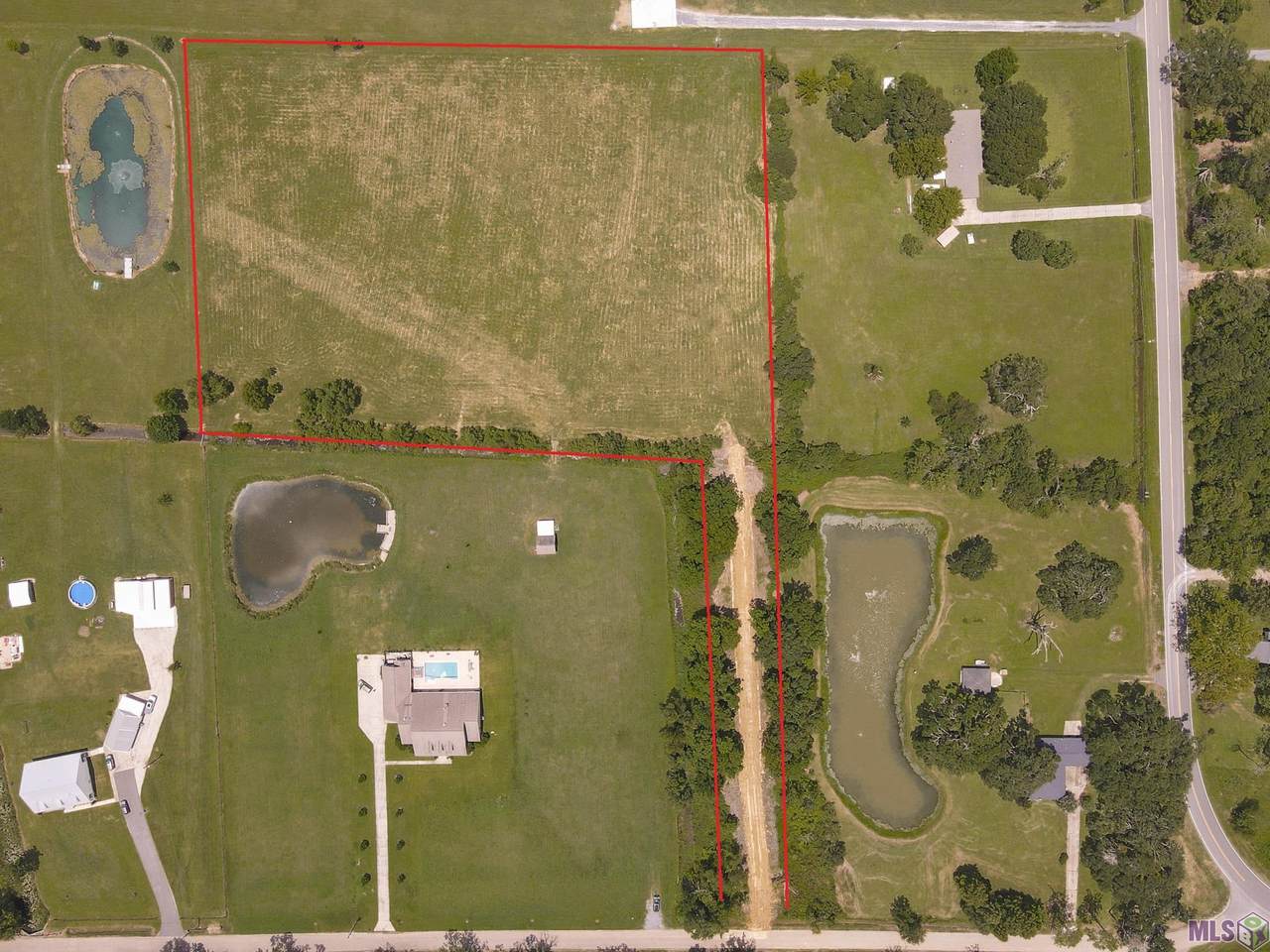 45510 Melancon Rd - Photo 1