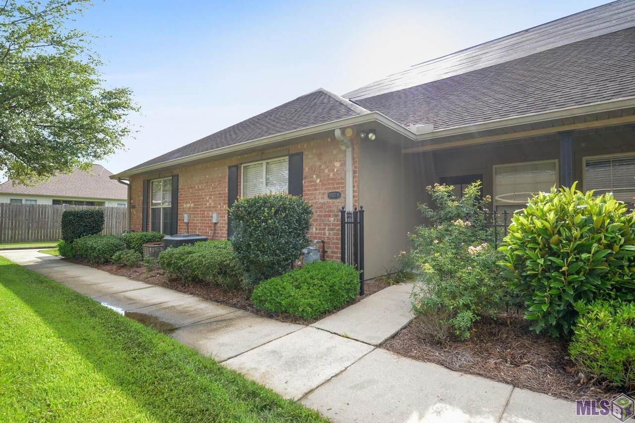 4848 Windsor Village Dr - Photo 1