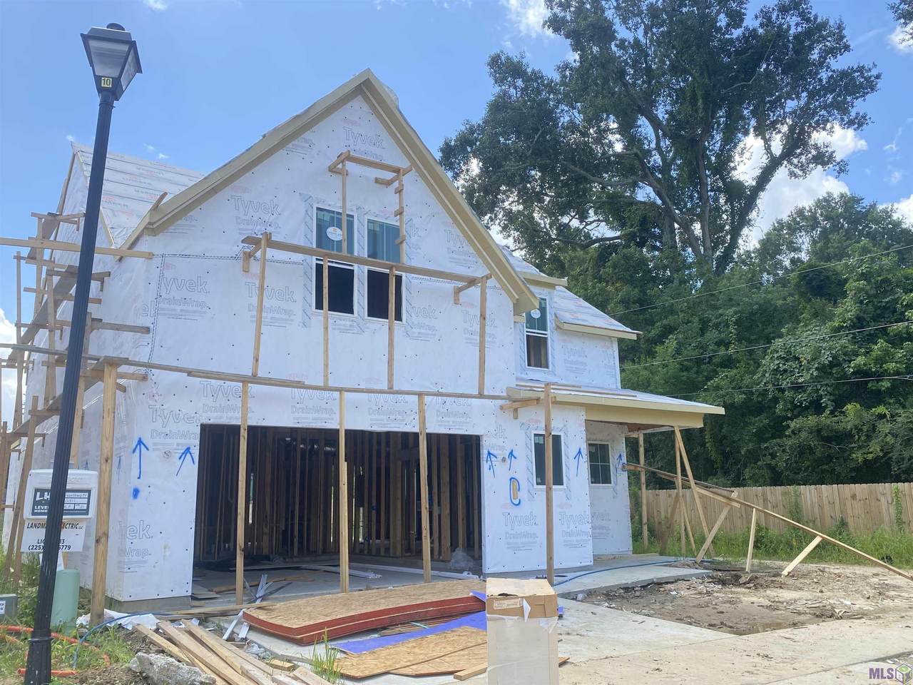 204 Sweetbay Ct - Photo 1