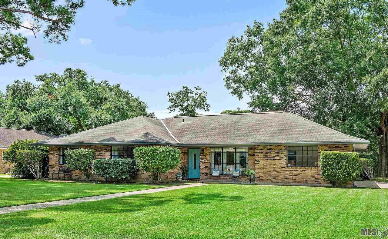 1423 Stephen Dr - Photo 1