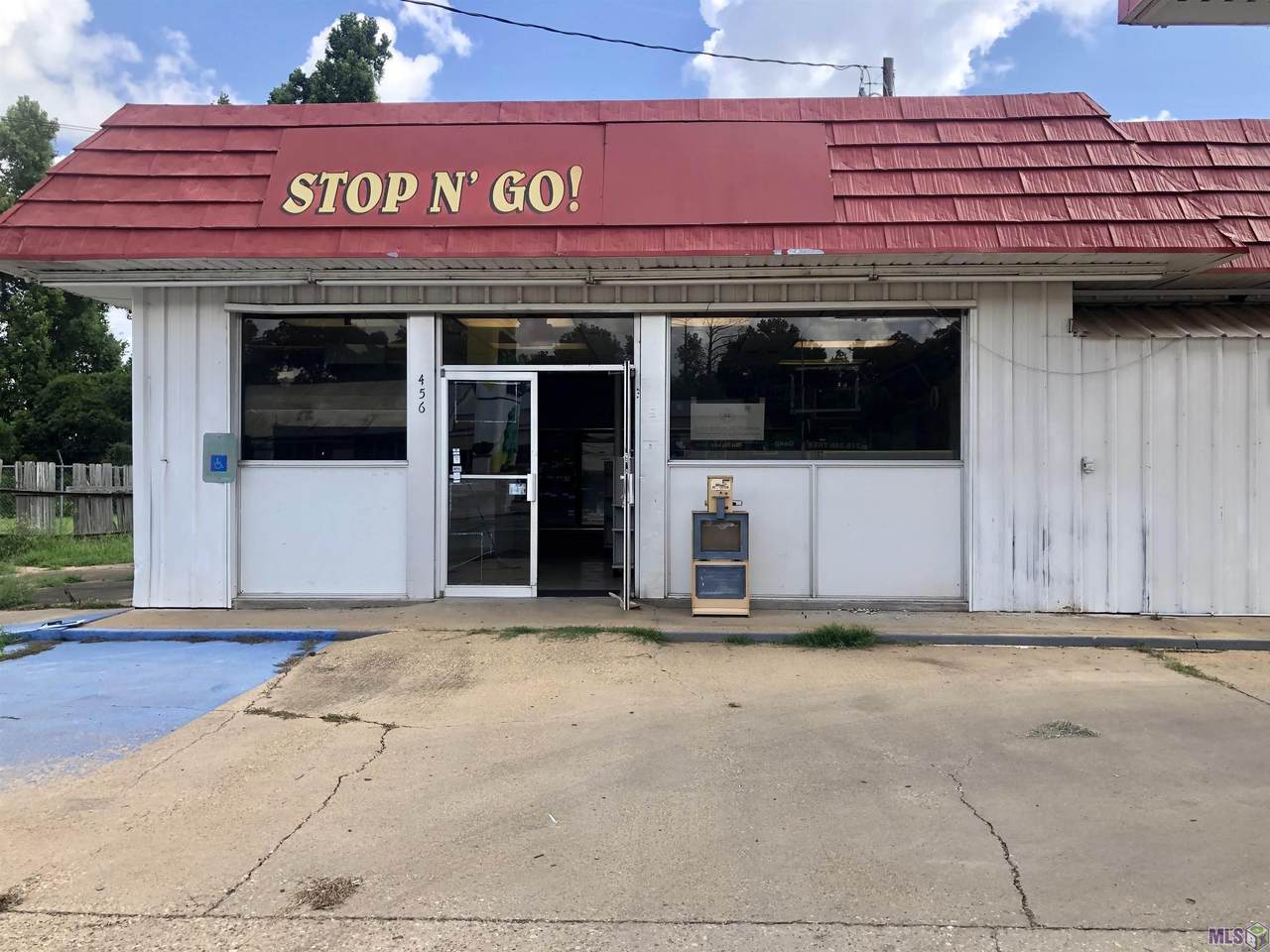 456 Main St - Photo 1