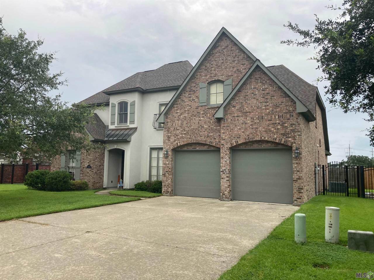 37198 St Marie Ave - Photo 1