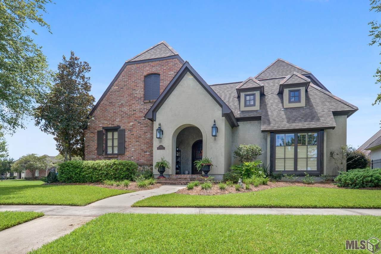 1500 Berwick Bend - Photo 1