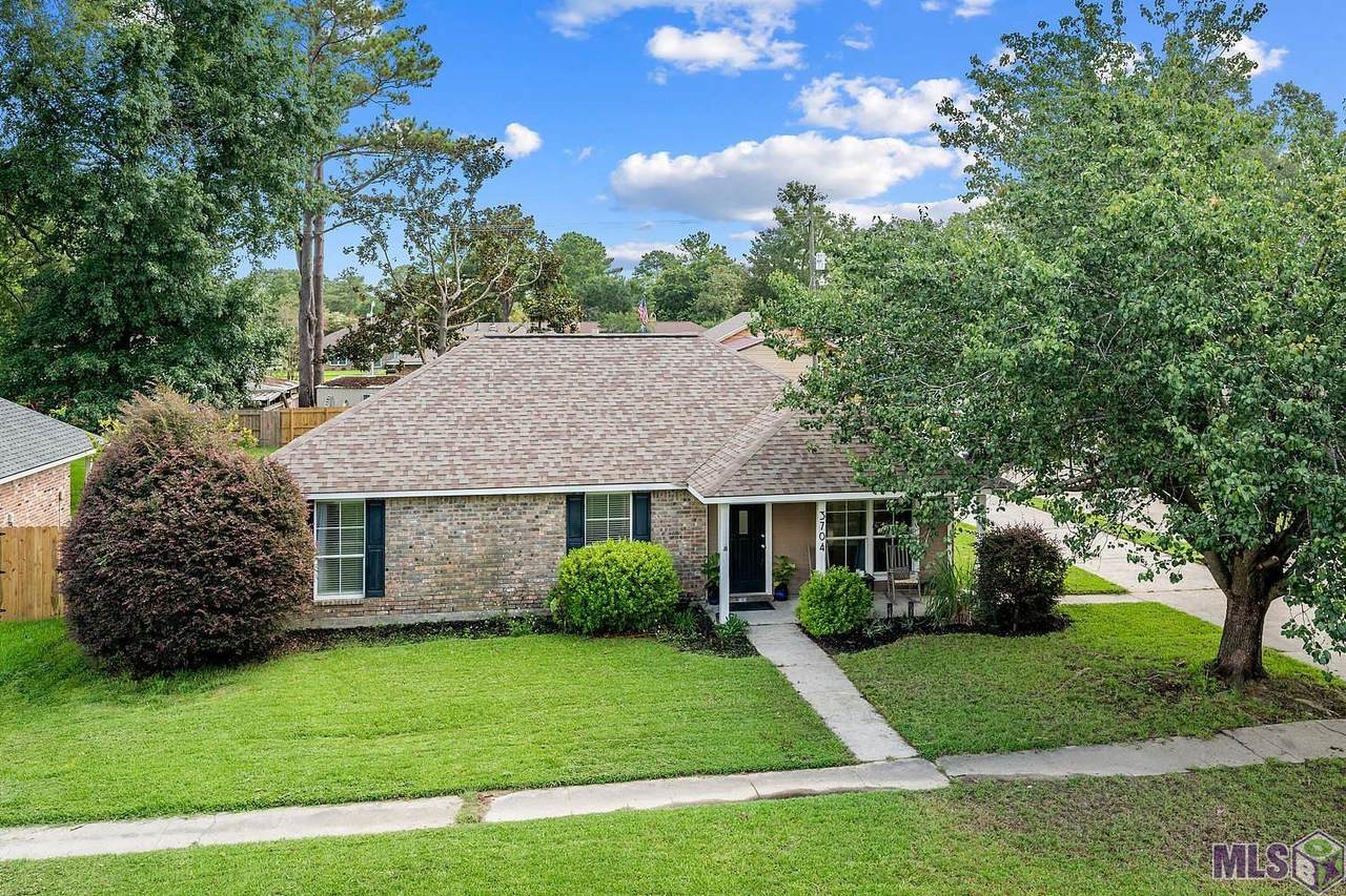 3704 Cedar St - Photo 1