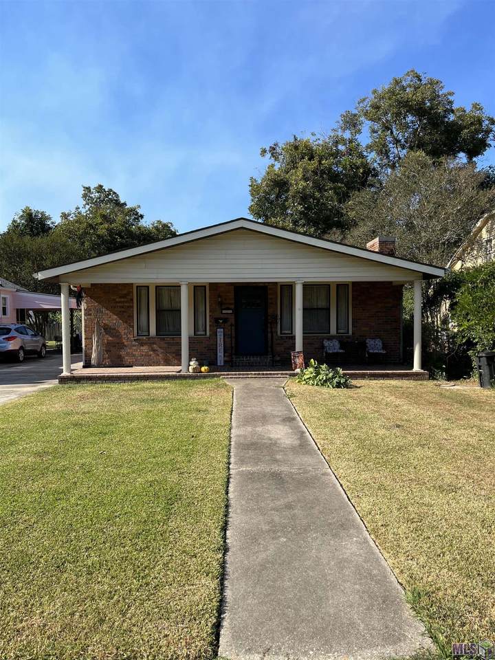 58240 Labauve Ave - Photo 1