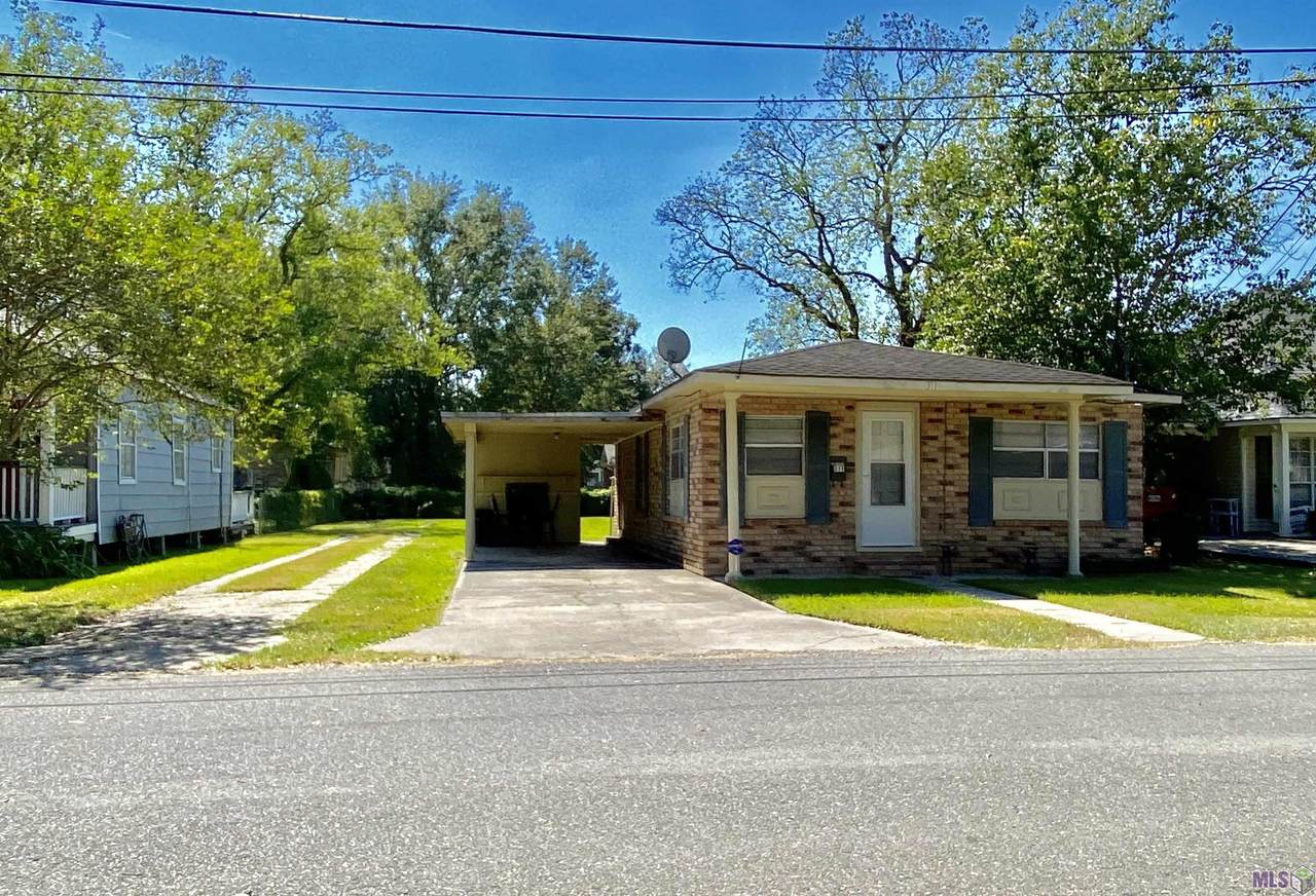 311 Mcarthur St - Photo 1