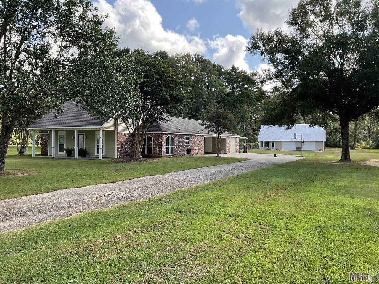 32364 Briarwood Dr - Photo 1