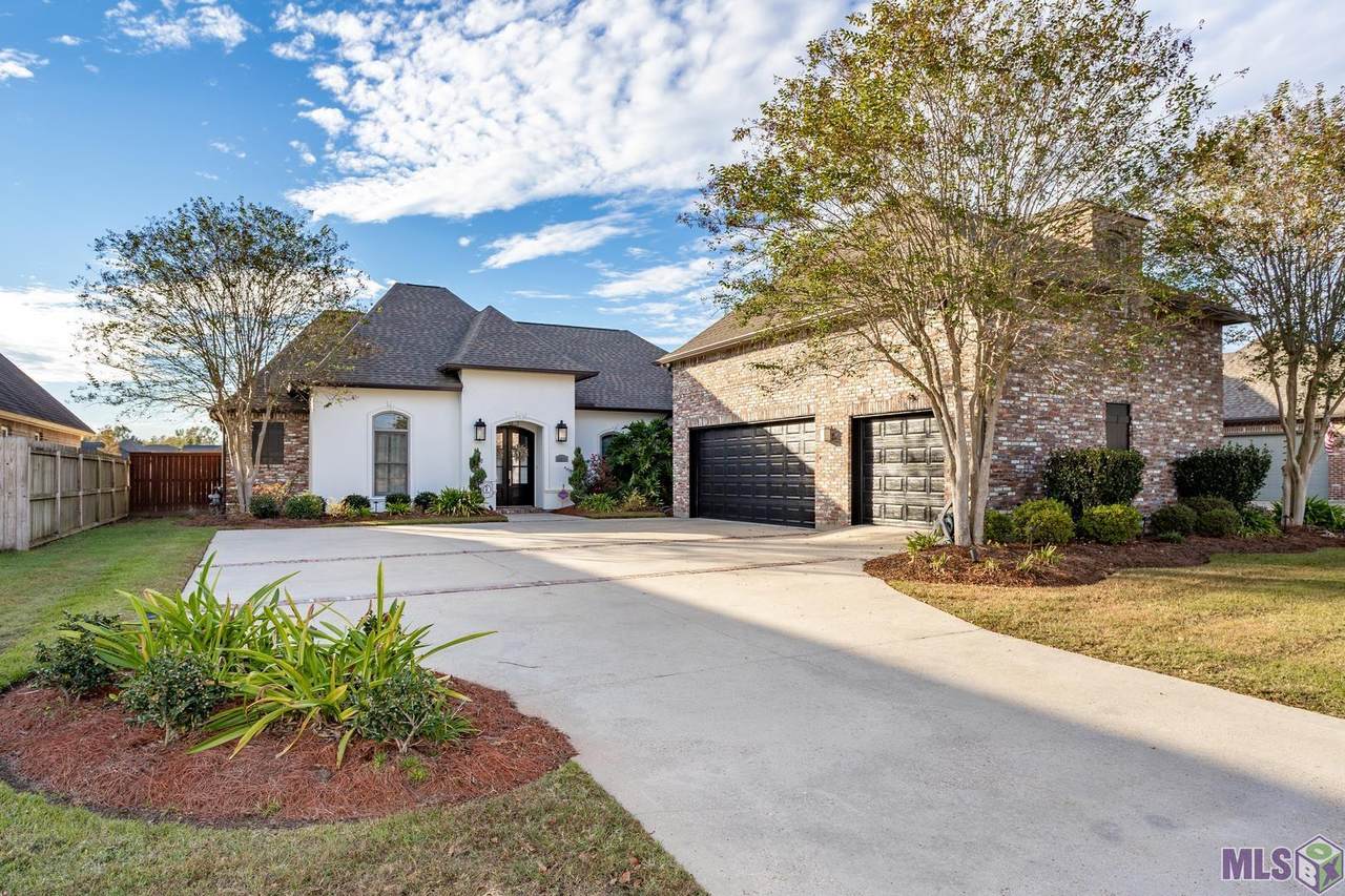 13579 Bluff Point Dr - Photo 1