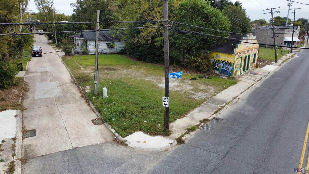 1327 Sennette St - Photo 1
