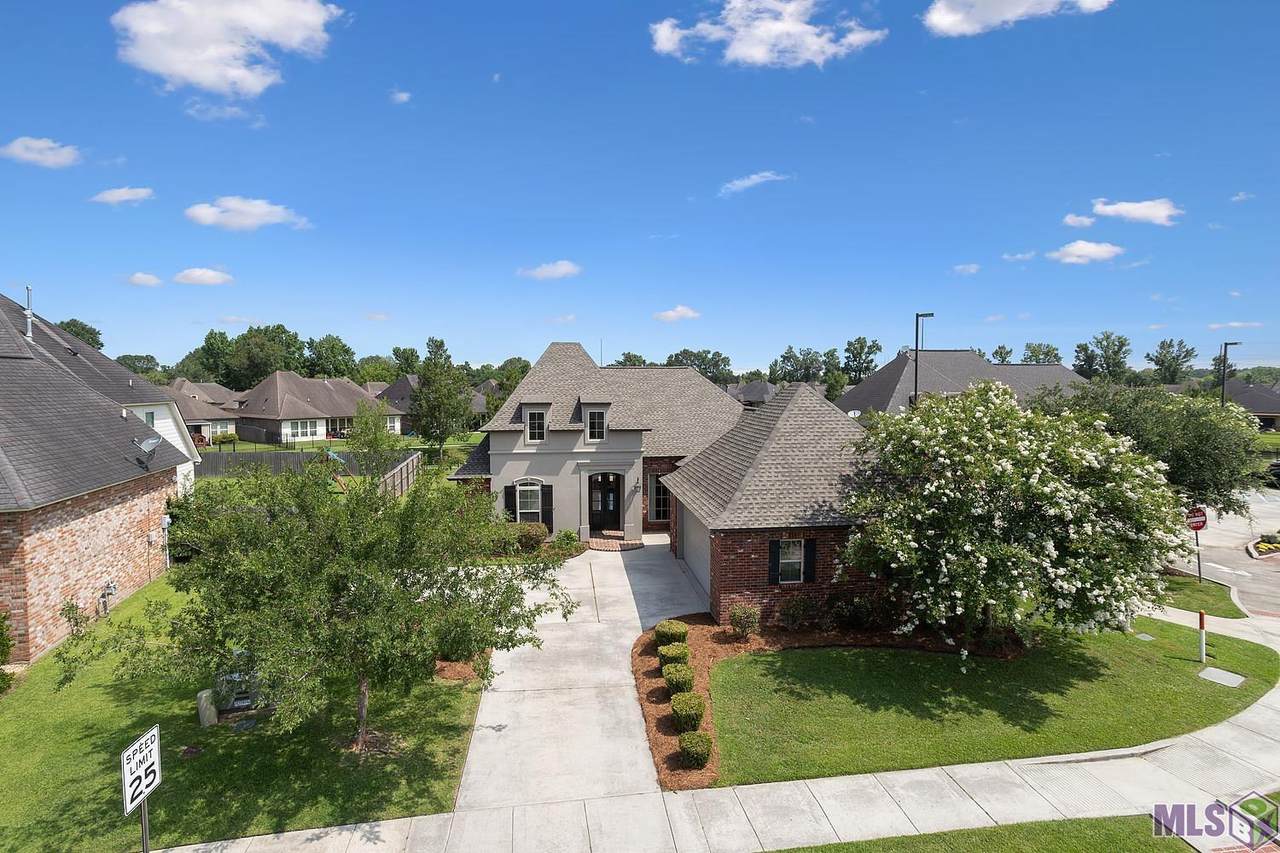 14333 Jamestown Blvd - Photo 1