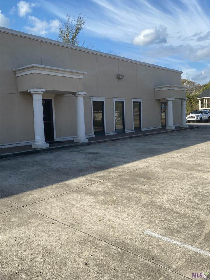 8149 Florida Blvd - Photo 1