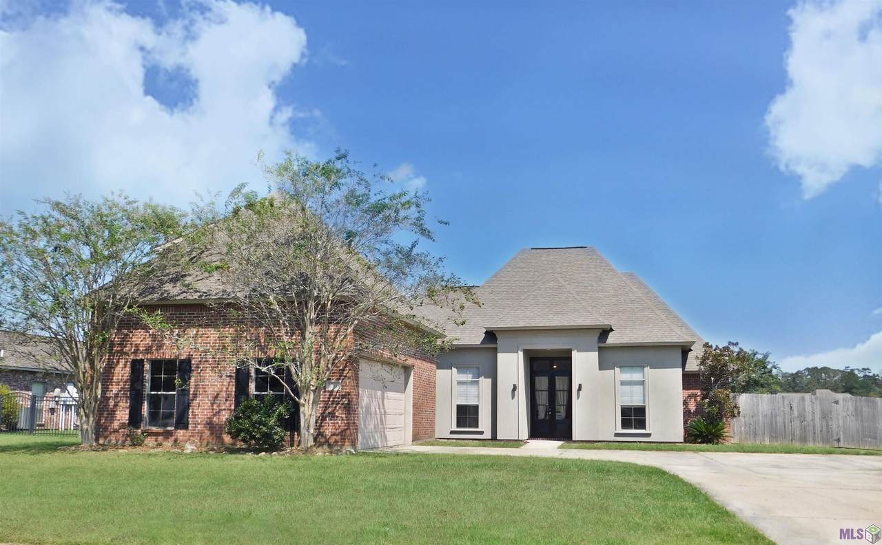 13833 Timberlake Dr - Photo 1