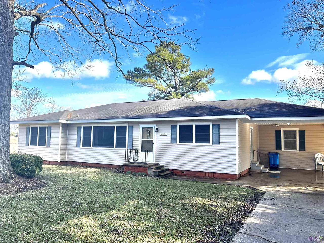 1118 Maringouin Rd - Photo 1