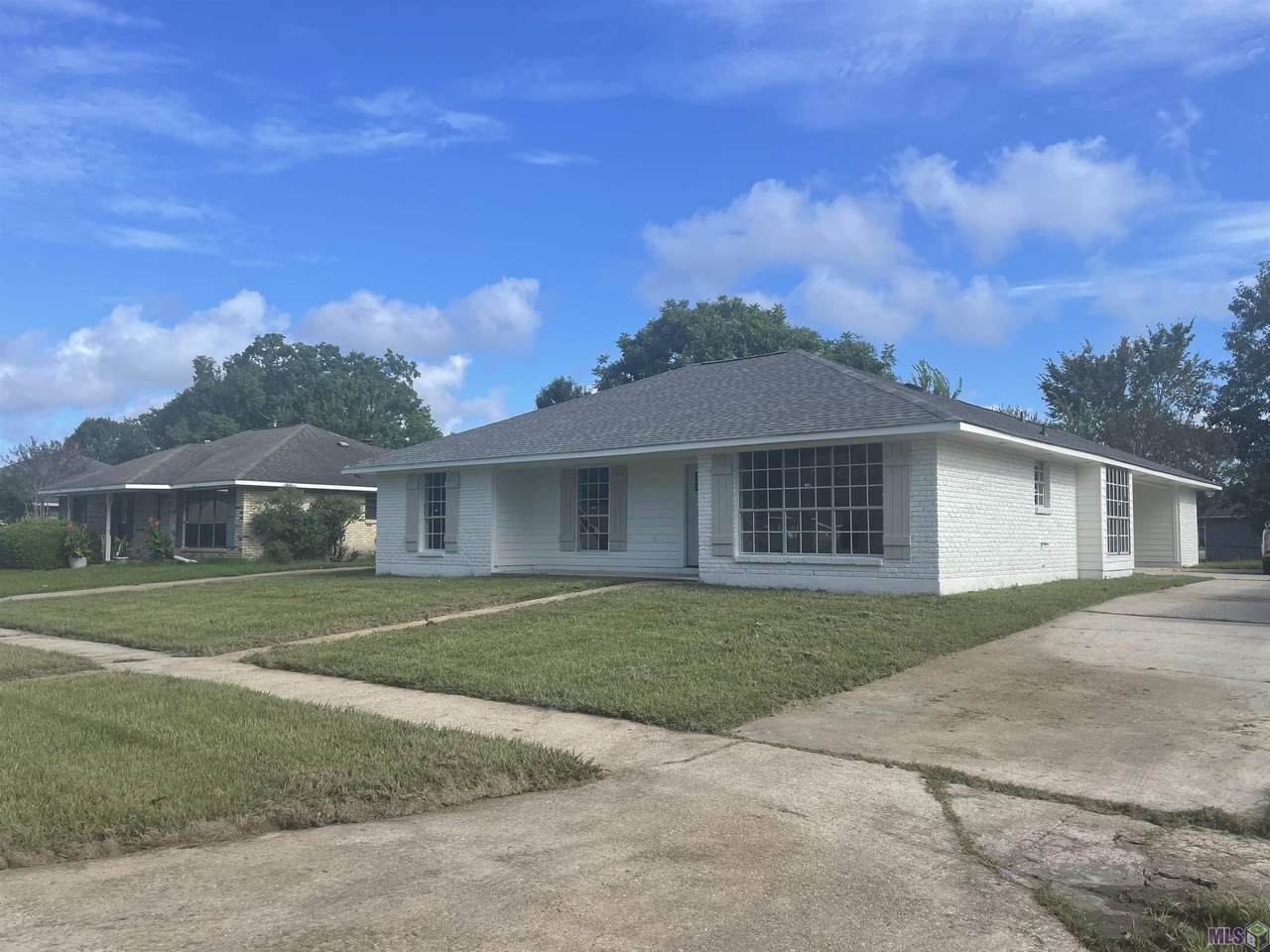 15019 Profit Ave - Photo 1